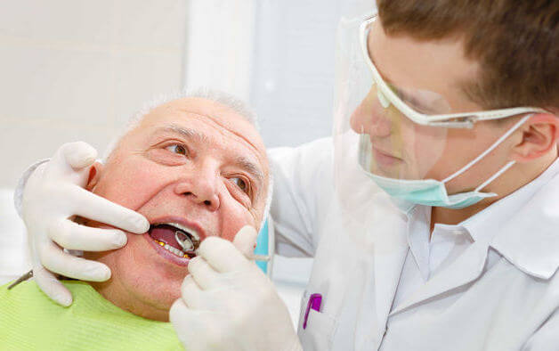 Осложнения могут возникнуть вследствие врачебных ошибок и по вине пациента Осложнения при имплантации